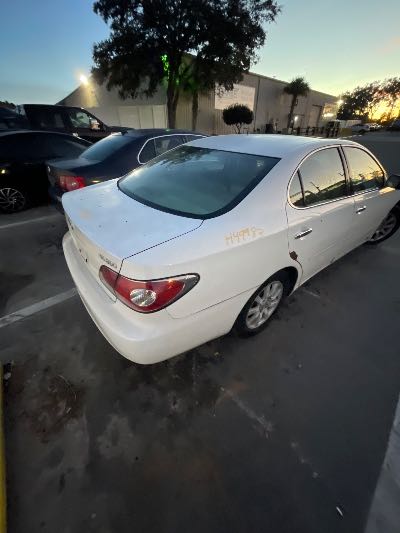 2004 Lexus ES 330 Location - Imports - Row 31 - Stock # H49983