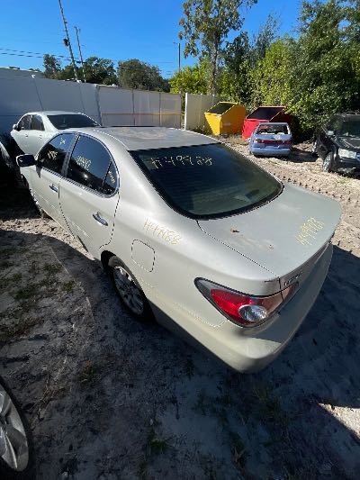 2004 Lexus ES 330 Location - Imports - Row 2 - Stock # H49988