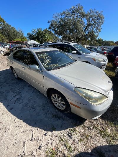 2004 Lexus ES 330 Location - Imports - Row 2 - Stock # H49988