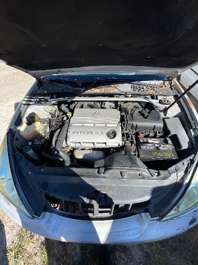 2004 Lexus ES 330 Location - Imports - Row 2 - Stock # H49988