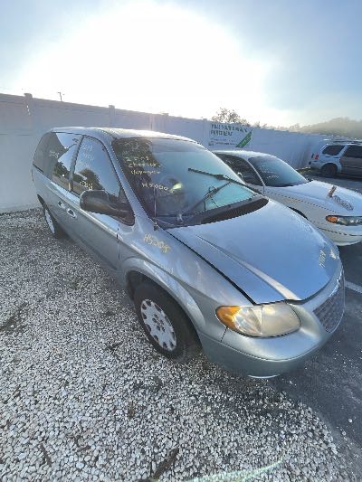 2003 Chrysler Voyager Location - Chrysler - Row 44 - Stock # H50008