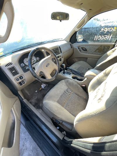2007 Ford Escape Location - Ford - Row 28 - Stock # H50011
