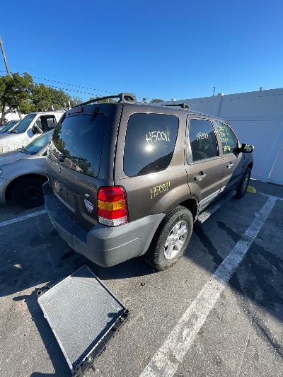2007 Ford Escape Location - Ford - Row 28 - Stock # H50011