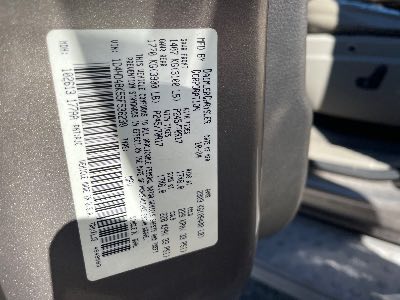 2005 Dodge Durango Location - Large Trucks & Vans - Row 50 - Stock # H50016