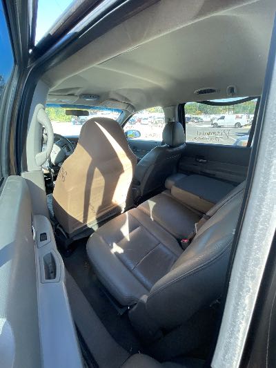 2005 Dodge Durango Location - Large Trucks & Vans - Row 50 - Stock # H50016