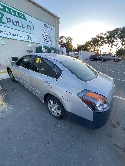 2010 Nissan Altima Location - Imports - Row 31 - Stock # H49994