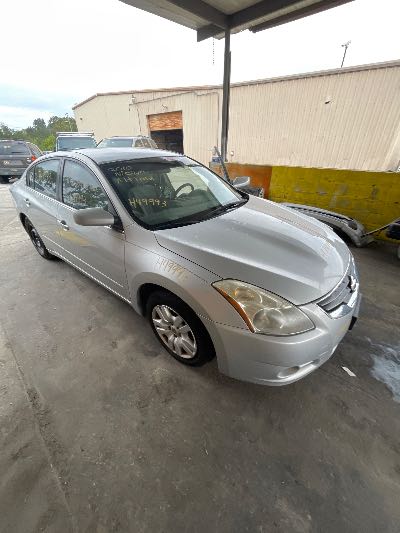 2010 Nissan Altima Location - Imports - Row 25 - Stock # H49993