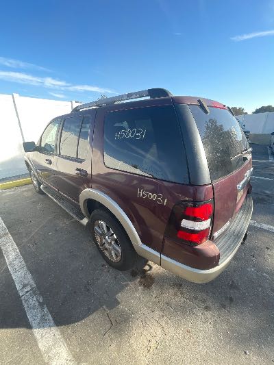 2006 Ford Explorer Location - Ford - Row 27 - Stock # H50031
