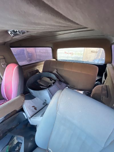 1989 Ford Bronco Location - Large Trucks & Vans - Row 50 - Stock # H50022