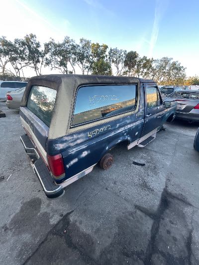 1989 Ford Bronco Location - Large Trucks & Vans - Row 50 - Stock # H50022