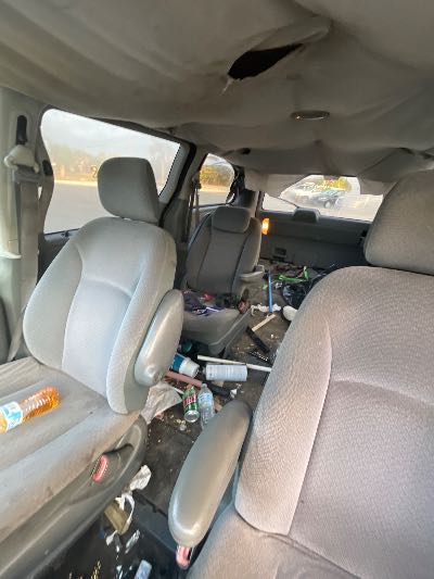 2006 Dodge Grand Caravan Location - Chrysler - Row 44 - Stock # H50038