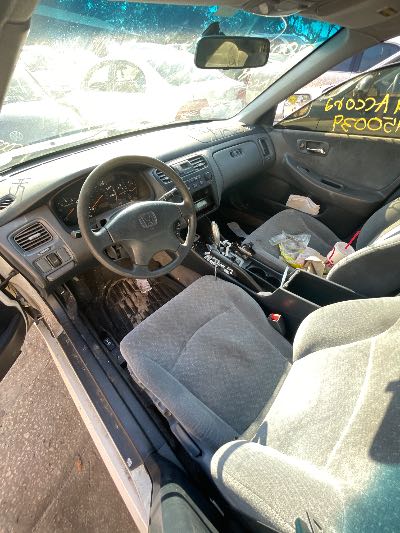 2001 Honda Accord Location - Imports - Row 30 - Stock # H50039