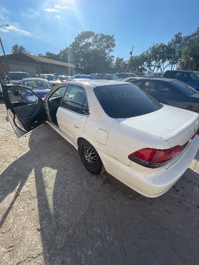 2001 Honda Accord Location - Imports - Row 30 - Stock # H50039