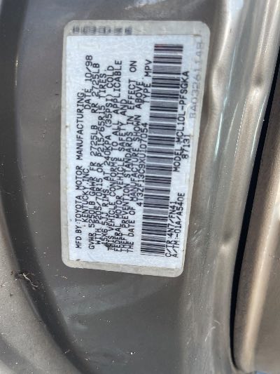 1999 Toyota Sienna Location - Imports - Row 46 - Stock # H50046