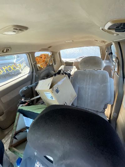 1999 Toyota Sienna Location - Imports - Row 46 - Stock # H50046