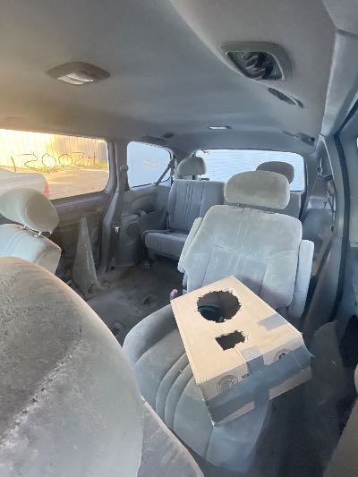 2000 Toyota Sienna Location - Imports - Row 42 - Stock # H50051