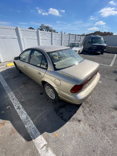 1998 Saturn SL Location - GM - Row 34 - Stock # H50070