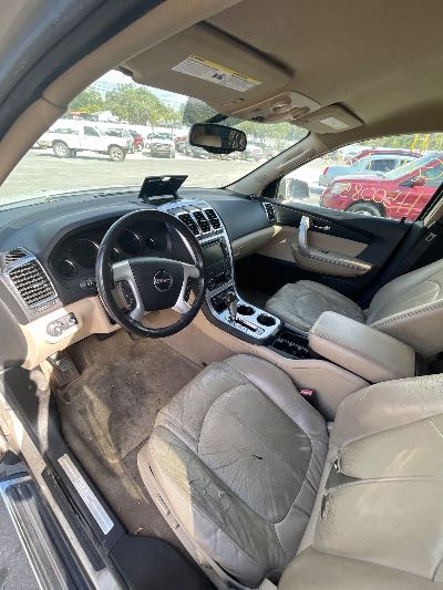 2011 GMC Acadia Location - GM - Row 33 - Stock # H50085