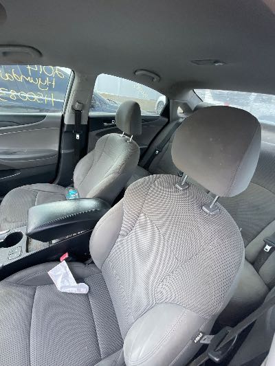 2014 Hyundai Sonata Location - Imports - Row 43 - Stock # H50083