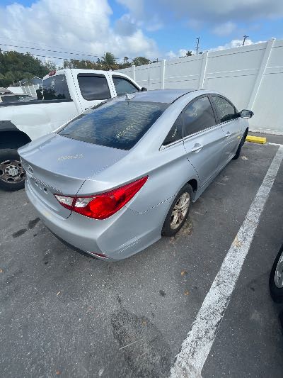 2014 Hyundai Sonata Location - Imports - Row 43 - Stock # H50083