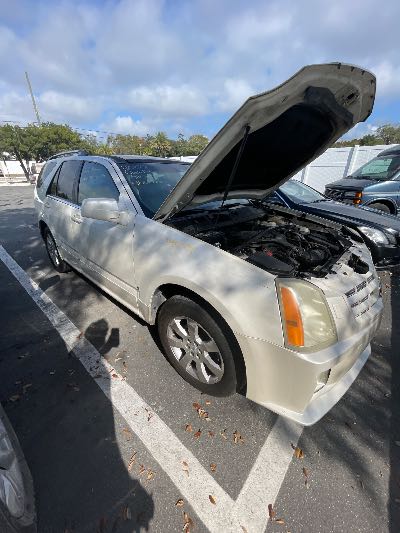 2007 Cadillac SRX Location - GM - Row 35 - Stock # H50079