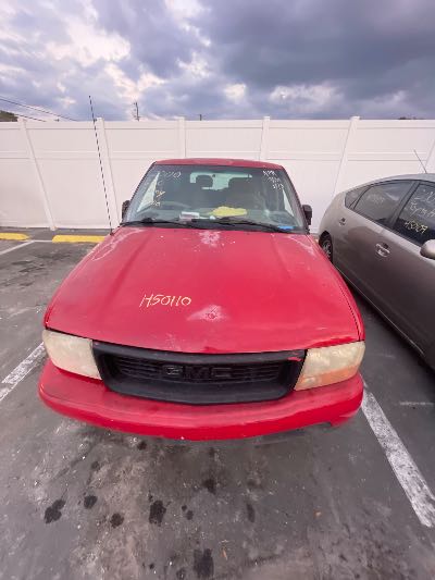 2000 GMC Jimmy Location - GM - Row 34 - Stock # H50110