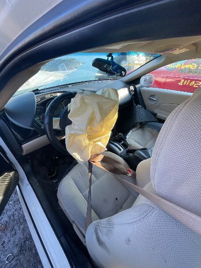 2006 Pontiac Grand Prix Location - GM - Row 34 - Stock # H50118