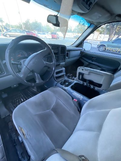 2003 GMC Yukon XL Location - Large Trucks & Vans - Row 17 - Stock # H50147