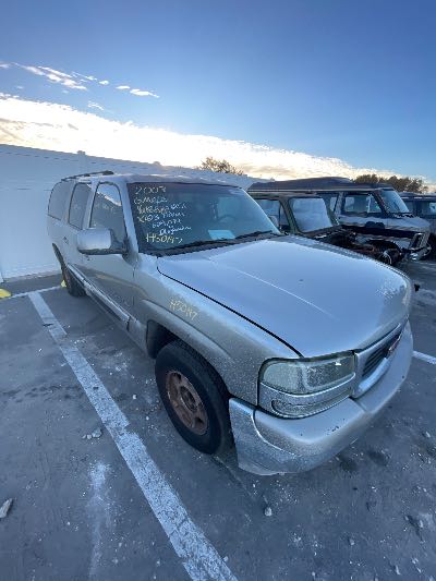 2003 GMC Yukon XL Location - Large Trucks & Vans - Row 17 - Stock # H50147