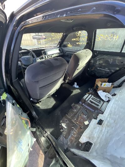 2010 Ford Crown Victoria Location - Ford - Row 28 - Stock # H50156