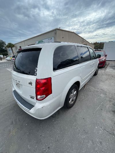 2011 Dodge Grand Caravan Location - Chrysler - Row 38 - Stock # H50159