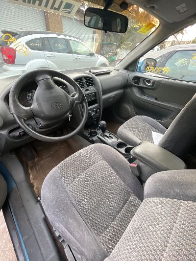 2004 Hyundai Santa Fe Location - Imports - Row 2 - Stock # H50150