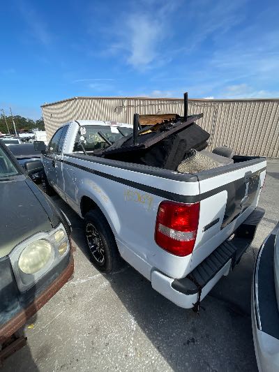 2008 Ford F-150 Location - Large Trucks & Vans - Row 18 - Stock # H50169