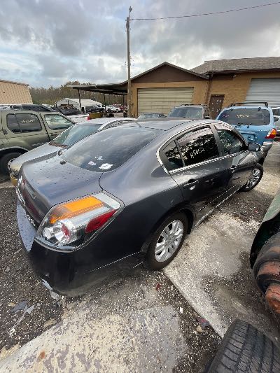 2011 Nissan Altima  Location - Imports - Row 3 - Stock # H50152