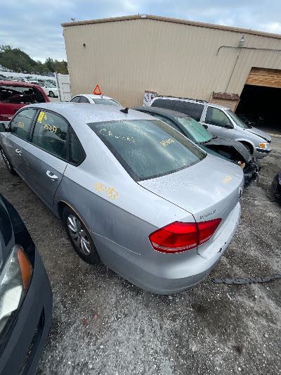 2015 Volkswagen Passat Location - Imports - Row 2 - Stock # H50153