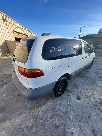 1998 Toyota Sienna Location - Imports - Row 3 - Stock # H50190