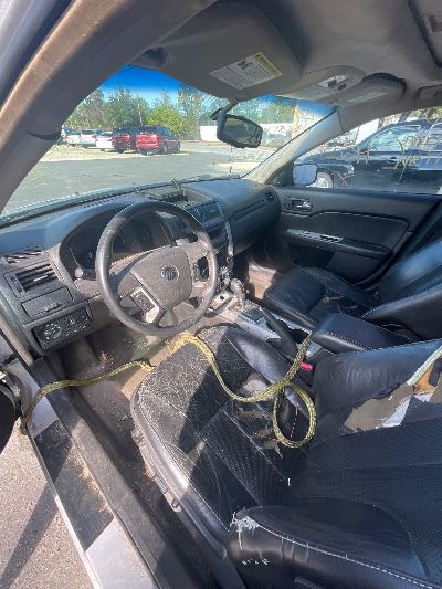 2010 Mercury Milan Location - Ford - Row 30 - Stock # H50214