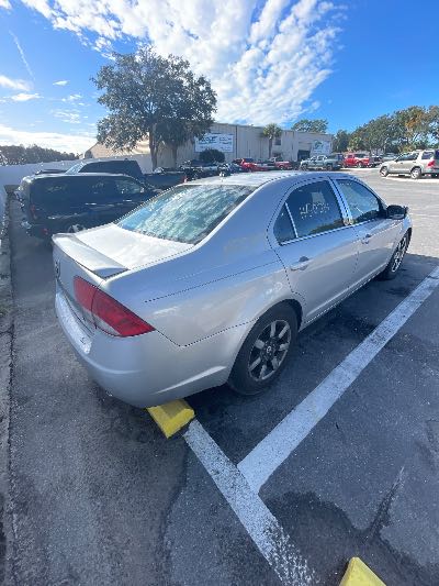 2010 Mercury Milan Location - Ford - Row 30 - Stock # H50214