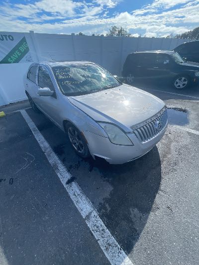 2010 Mercury Milan Location - Ford - Row 30 - Stock # H50214