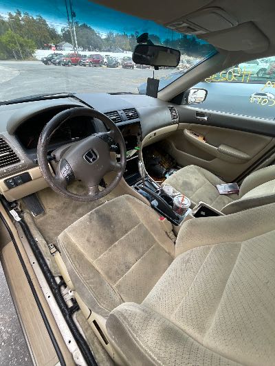 2005 Honda Accord Location - Imports - Row 6 - Stock # H50235