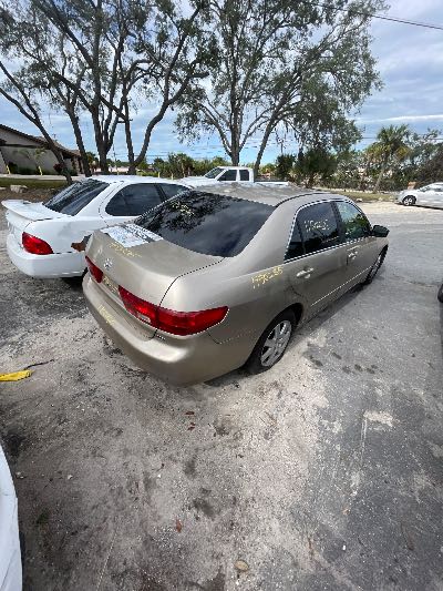 2005 Honda Accord Location - Imports - Row 6 - Stock # H50235