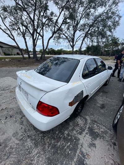 2006 Nissan Sentra Location - Imports - Row 6 - Stock # H50232