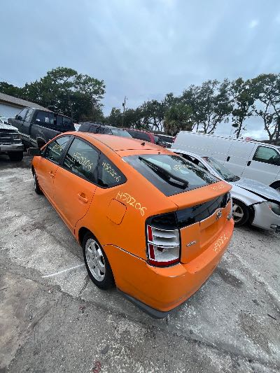 2005 Toyota Prius Location - Imports - Row 6 - Stock # H50206