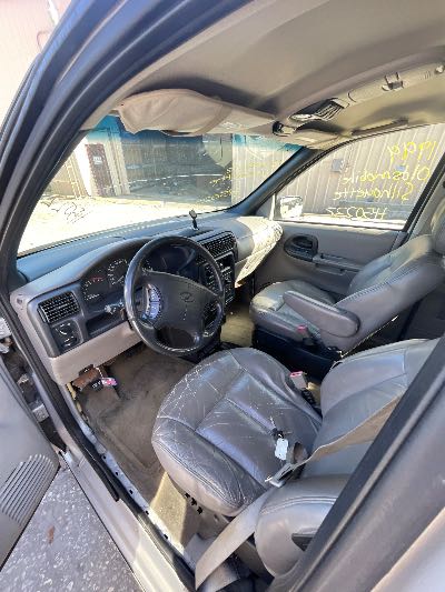 1999 Oldsmobile Silhouette Location - GM - Row 36 - Stock # H50227