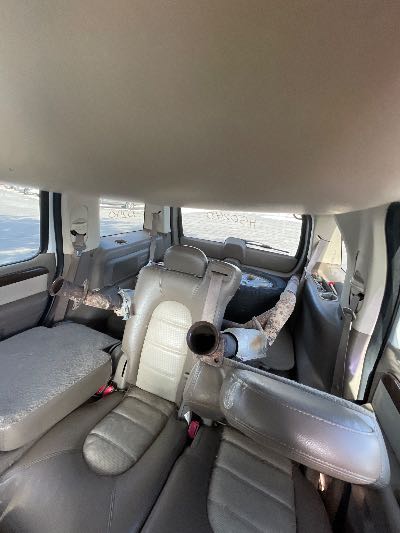 2005 Ford Explorer Location - Ford - Row 30 - Stock # H50240