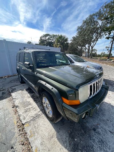 2006 Jeep Commander Location - Chrysler - Row 46 - Stock # H50241