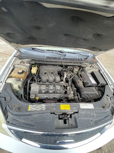 2006 Ford Five Hundred SE Location - Ford - Row 30 - Stock # H50201