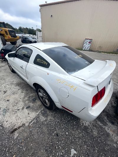 2006 Ford Mustang Location - Ford - Row 29 - Stock # H50244