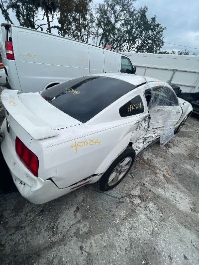 2006 Ford Mustang Location - Ford - Row 29 - Stock # H50244