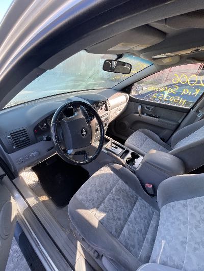 2006 Kia Sorento Location - Imports - Row 6 - Stock # H50252